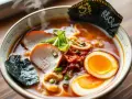 Jak smakuje ramen? Odkryj umami i 4 kluczowe składniki