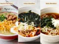 Trzy miski z japońskim makaronem: ramen z jajkiem i kukurydzą, udon z wodorostami i soba z zieloną cebulką.