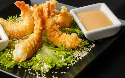 Jak zrobić idealne krewetki w tempurze do sushi? Prosty przepis
