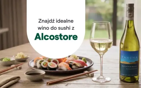 Idealne wino do sushi czeka! Zobacz, jakie wino do sushi poleca Alcostore, obok świeżego sushi i kieliszka białego wina.