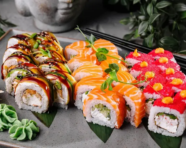 Z czym sushi? Sosy, dodatki, napoje i błędy.
