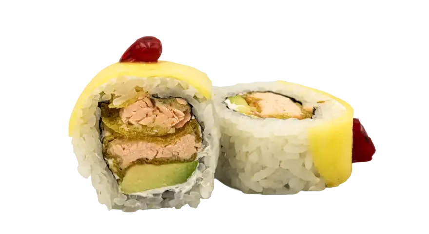Rolka sushi z łososiem, awokado i żółtym serem. Idealne warzywa do sushi to świeże i chrupiące składniki.