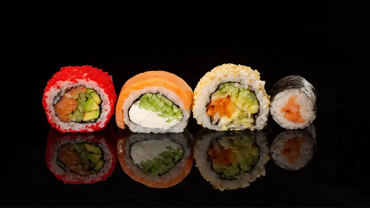 różne rodzaje ebi sushi nigiri tempura maki