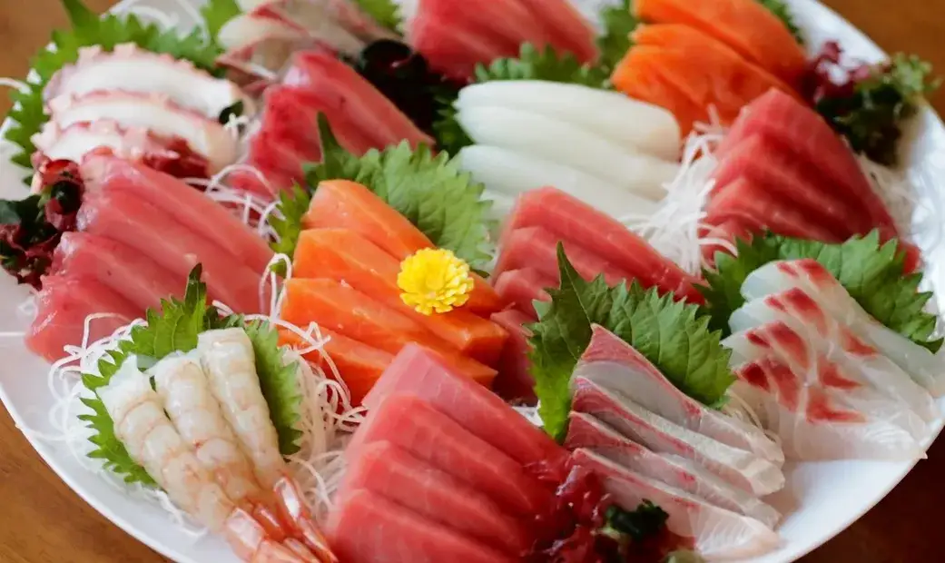 różnorodne składniki sushi neta