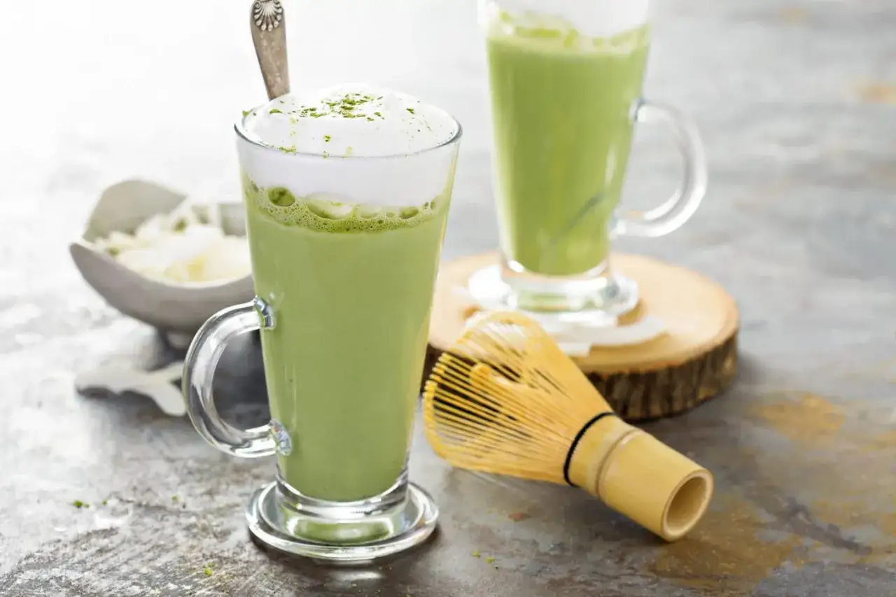 matcha latte przepis domowy